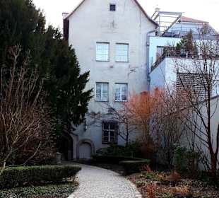 Hof hinter dem Kornspeicher