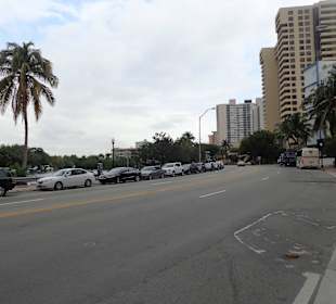 Blick auf die Collins Avenue
