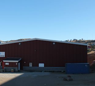 Supermarkt Pilersuisoq [gross] - Seitenansicht