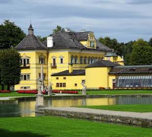 Blick auf Schloss Hellbrunn