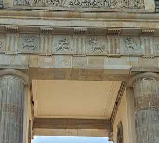 Quadriga mit der Siegesgöttin