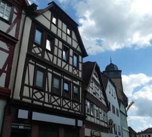 Blick zum Bayersturm in der Altstadt von Lohr