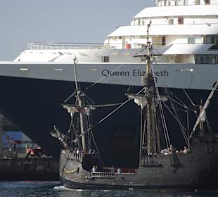 Kreuzfahrtschiff und Segelschiff