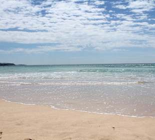 Flachabfallender Strand