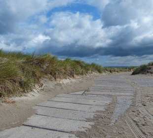 Strandzugang von der Promenade