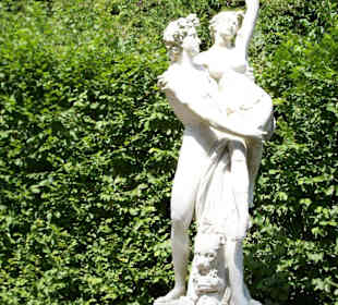 Figur im Park
