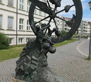 Bei einem Bummel im Magdeburger Skulpturenpark