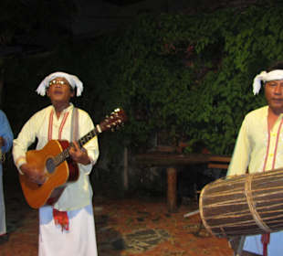 100 per cent acoustic!