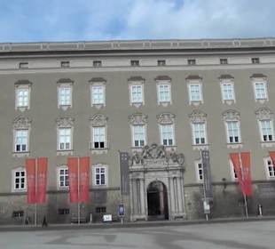 Domquartier - Residenzplatz
