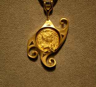 Salvador Dalí - biżuteria