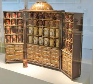 Rundgang durch das Pharmaziemuseum in Porto