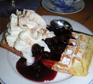 Waffeln im Cafe im Park