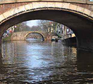 Blick vom Ausflugsboot