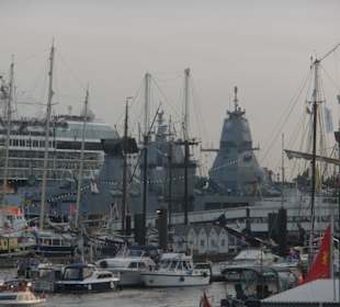 Verschiedene Schiffe