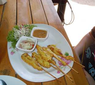 Chicken-Satay mit Erdnußsoße