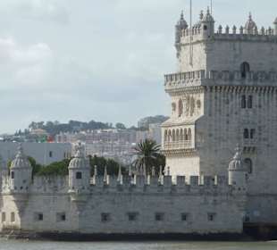 Torre de Belém vom Tejo gesehen