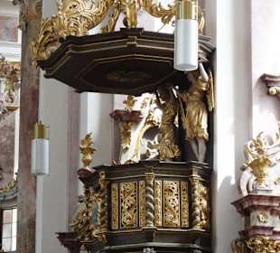 Die Kanzel der Stiftskirche Baumburg