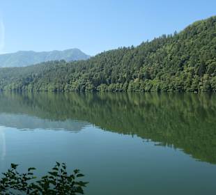 Bei einer Wanderung rund um den Levicosee