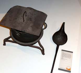 Pech zum Kalfatern der Planken