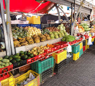 Spaziergang über den Floating Market