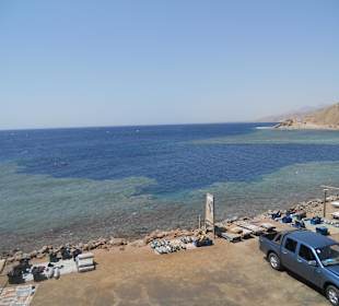 Blue hole, snorkelling 