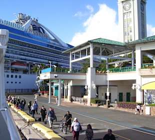 Grosse Pötte im Hafen