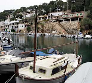 Malerische Hafenanlage