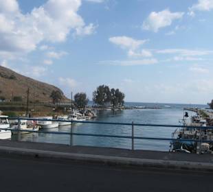 Blick zum Hafen vom Georgioupolis