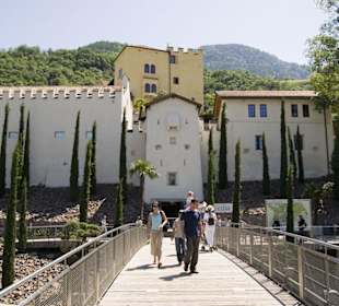 Eingang zu Schloss Trauttmansdorff