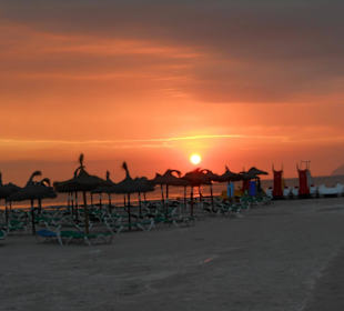 Sonnenaufgang vom Strand in Alcudia