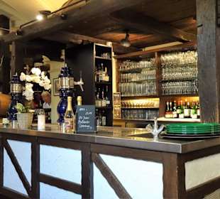 Der Thekenbereich im Ratskeller Oldenburg