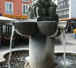 Ein Denkmal für die Fischverkäuferinnen