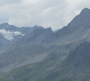 Blick von der Bergstation der Jakobshorn-Bahn