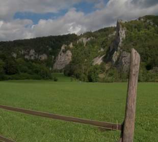 Wander- und Radweg Donau