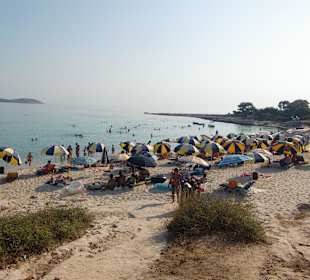Sehr schöner Strand,leider überlaufen