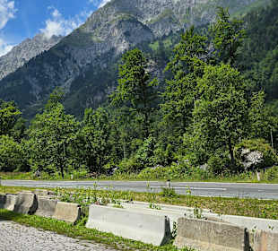 Großer Parkplatz Plöcken Friedhof 1WK