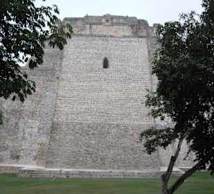 Hauptpyramide
