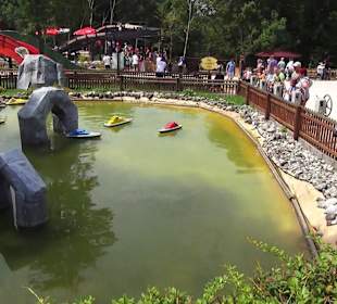 Ferngesteuerte Boote