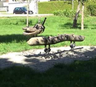 Schaukelweg an der Donau