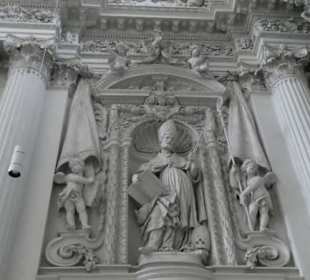 Theatinerkirche am Odeonsplatz
