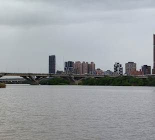 Yanping Riverside Park