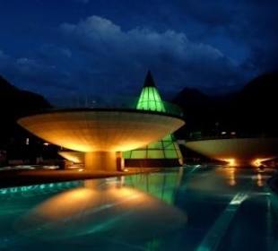 Aqua Dome - in der Abenddämmerung