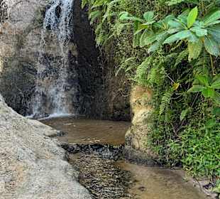 Roter Canyon/Fairy Stream