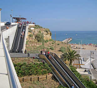 Rolltreppe zum Altstadt-Strand