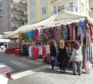 Stände auf dem Basar