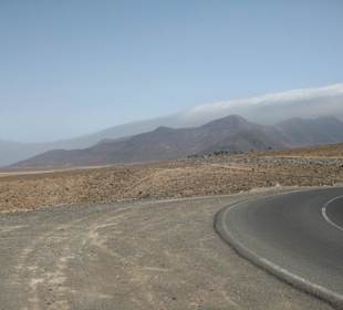 Strasse zum Friedhof, nach Jandia/Cofete