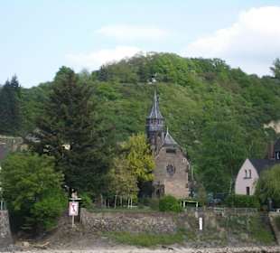 Kurz vor Remagen vom Schiff aus