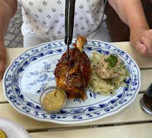 Leckere Bierhaxe