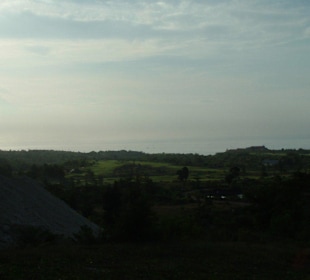 Blick auf die Küste von der Einfahrt