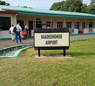 Kaadedhoo - Airport